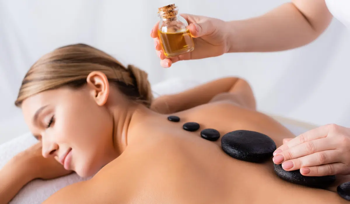 hot stone massage treatment